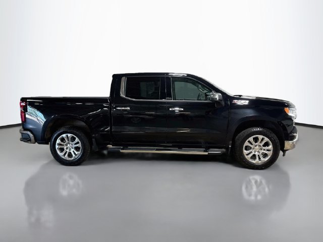 Used 2024 Chevrolet Silverado 1500 LTZ w/ LTZ Premium Package AWD/4WD image 6
