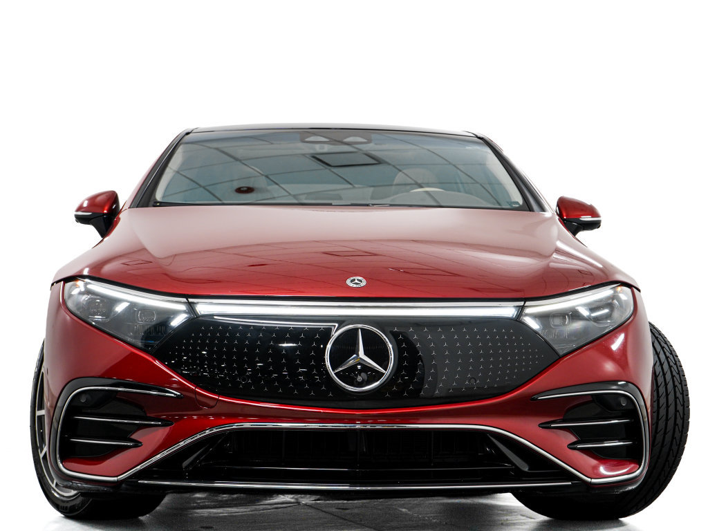 Used 2023 Mercedes-Benz EQS 580 4MATIC Sedan w/ Exclusive Trim Package image 3