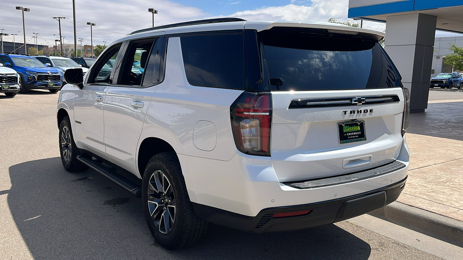 Used 2024 Chevrolet Tahoe Z71 AWD/4WD image 6