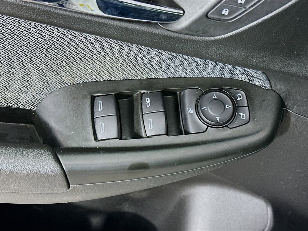 Used 2021 Chevrolet TrailBlazer LT w/ Premium Seating Package FWD image 25