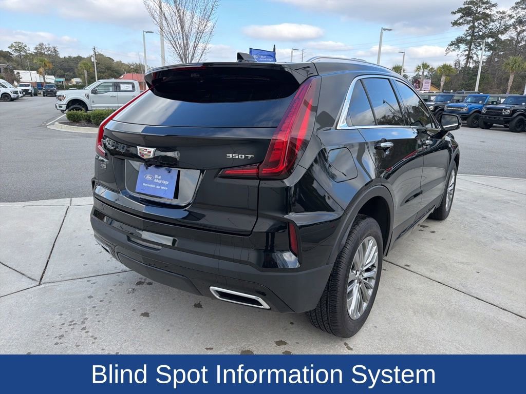 Used 2024 Cadillac XT4 Premium Luxury w/ Technology Package image 8