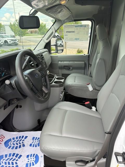 New 2027 Ford E-350 and Econoline 350 Super Duty w/ Power Equipment Group RWD image 28