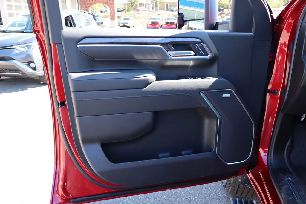 New 2026 Chevrolet Silverado 2500 LTZ w/ LTZ Premium Package image 11
