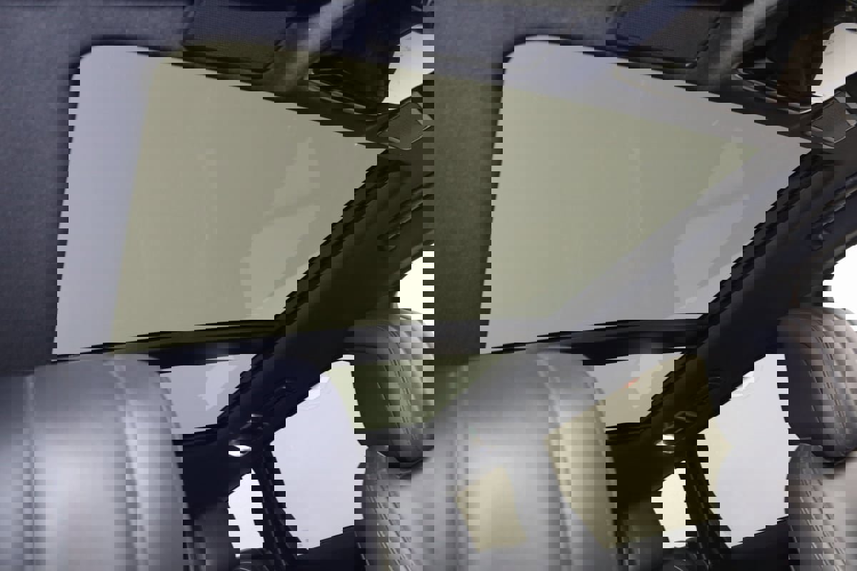 Used 2022 Land Rover Range Rover Sport HST image 11