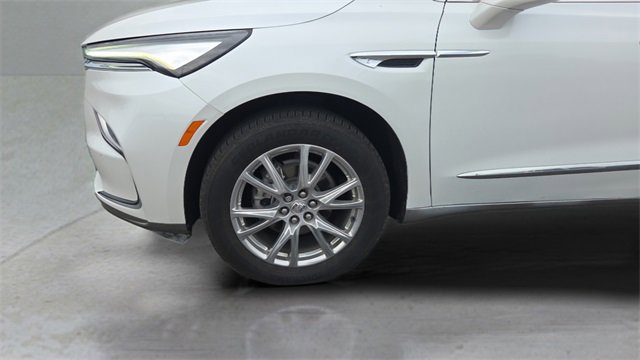Used 2023 Buick Enclave Essence w/ Experience Buick Package image 31