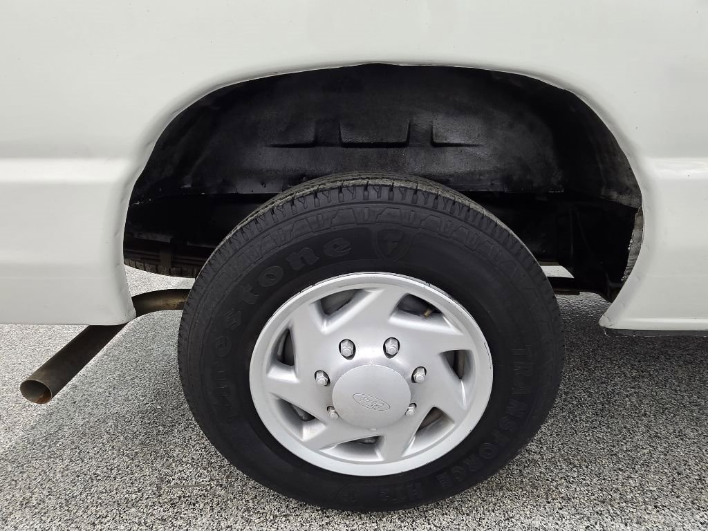 Used 2011 Ford E-150 and Econoline 150 w/ PWR Group image 22