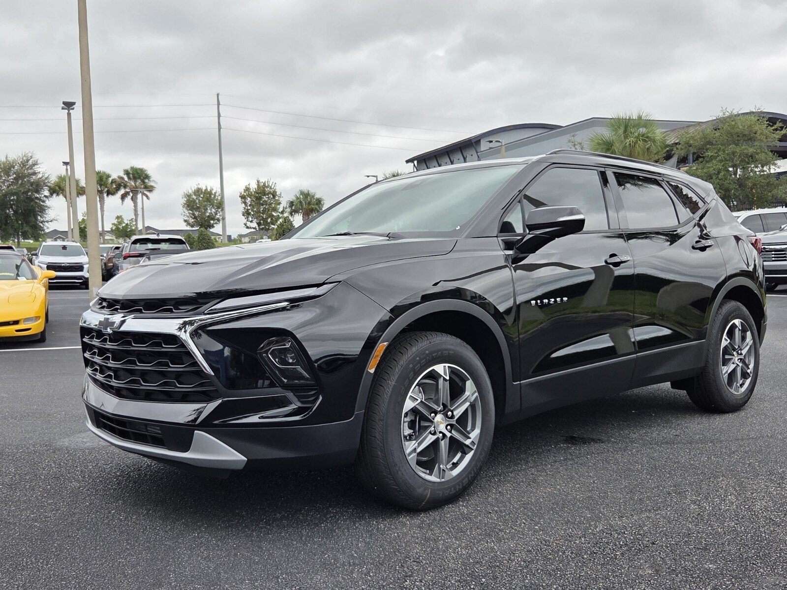 New 2026 Chevrolet Blazer LT w/ Sound & Technology Package FWD image 2