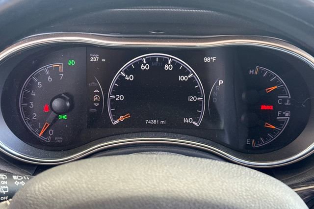 Used 2017 Jeep Grand Cherokee Overland image 23