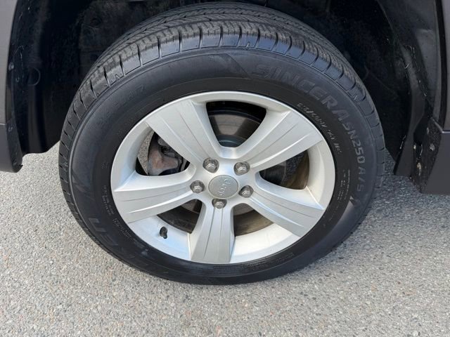 Used 2016 Jeep Patriot Latitude image 10