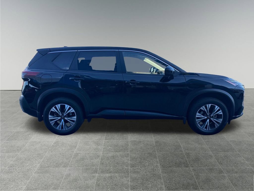 Used 2023 Nissan Rogue SV image 7