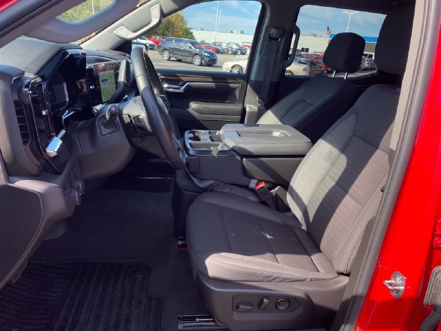 Certified 2024 Chevrolet Silverado 1500 LT AWD/4WD image 27