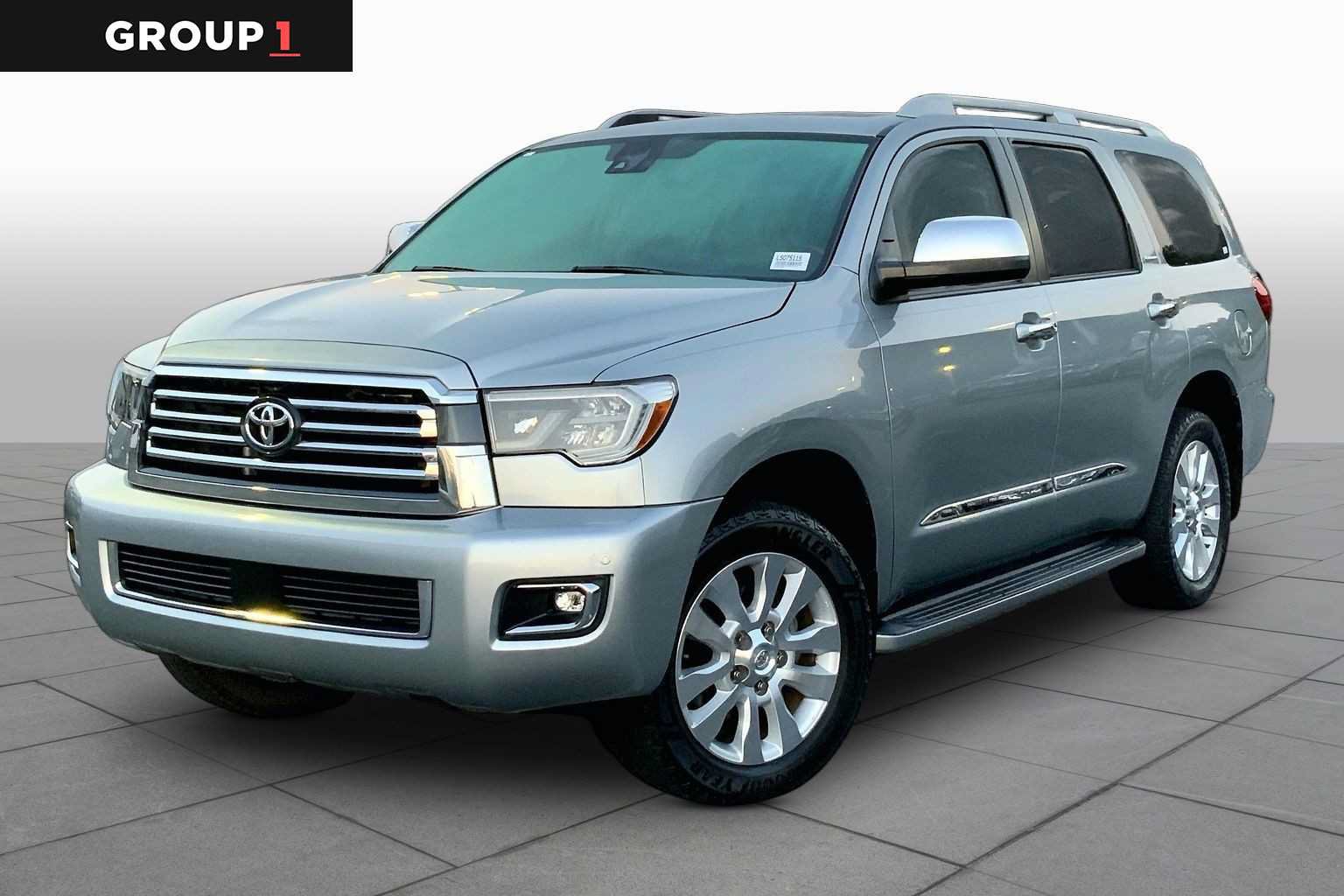 Used 2020 Toyota Sequoia Platinum RWD image 1