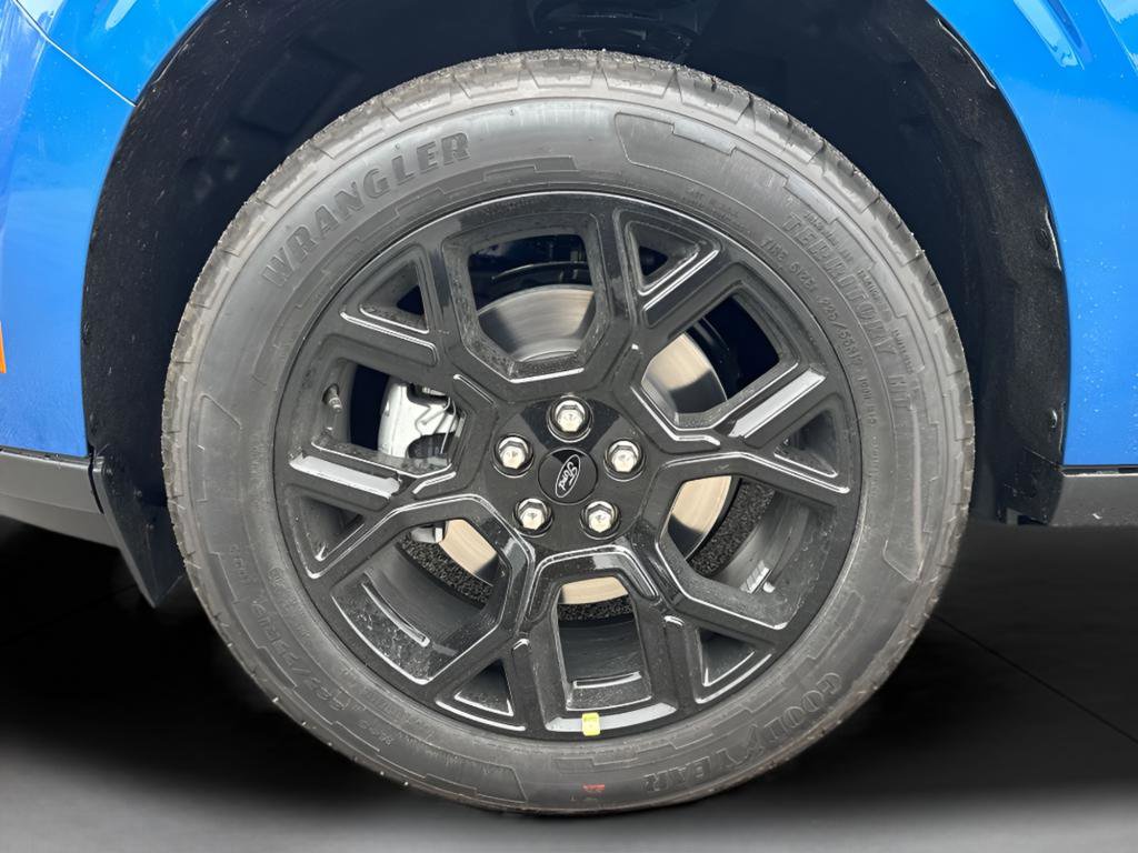 New 2025 Ford Maverick XLT w/ XLT Luxury Package image 19