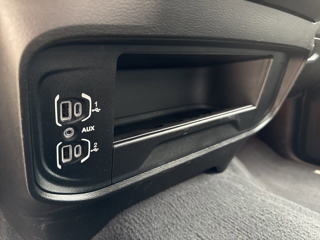 Used 2024 RAM 2500 Big Horn AWD/4WD image 36