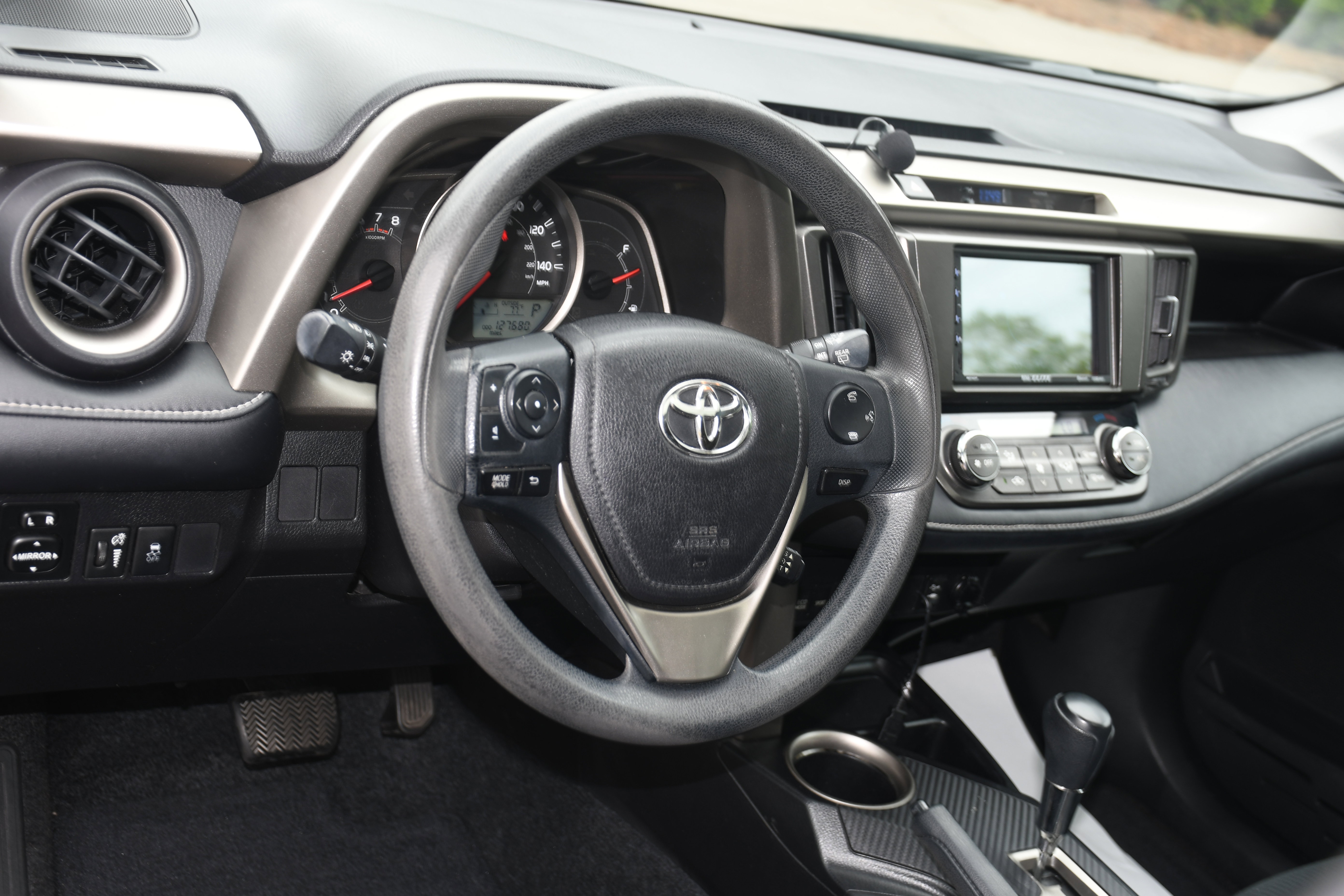 Used 2014 Toyota RAV4 XLE FWD image 9
