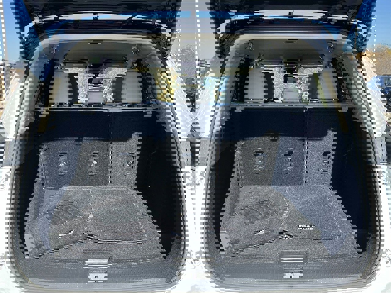 Certified 2025 Nissan Rogue SL image 24