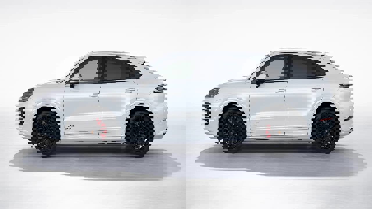 New 2026 Porsche Cayenne GTS image 2