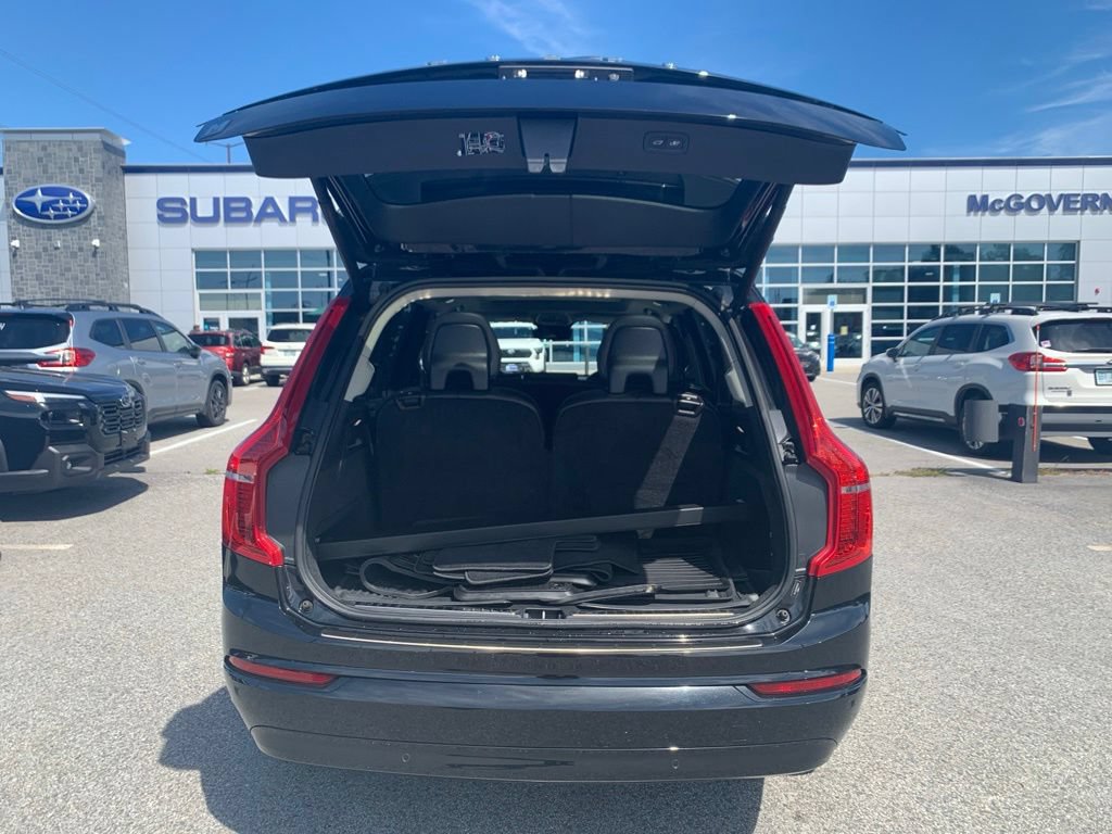 Used 2023 Volvo XC90 B5 Core w/ Protection Package Premier AWD/4WD image 28