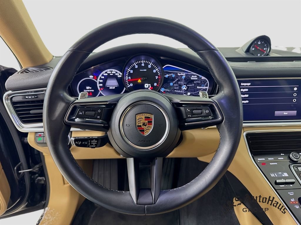 Used 2023 Porsche Panamera 4 image 12