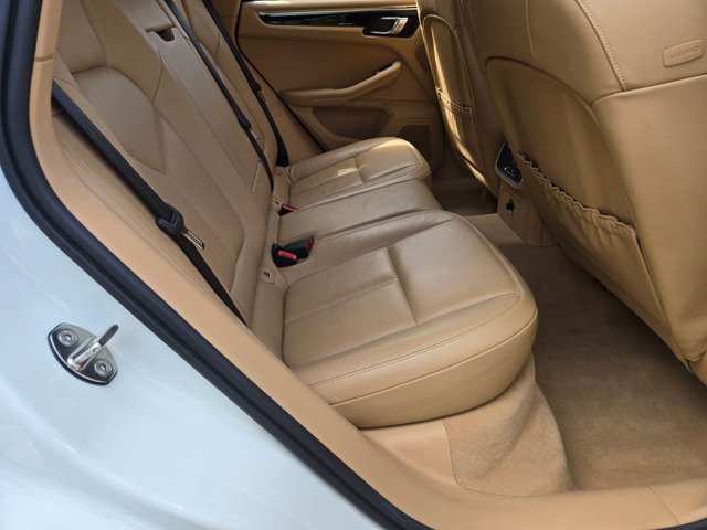 Used 2015 Porsche Macan S AWD/4WD image 18