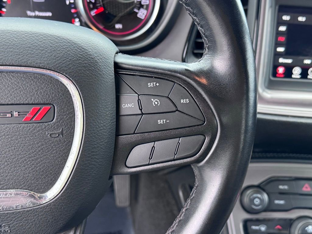 Used 2023 Dodge Challenger SXT image 17