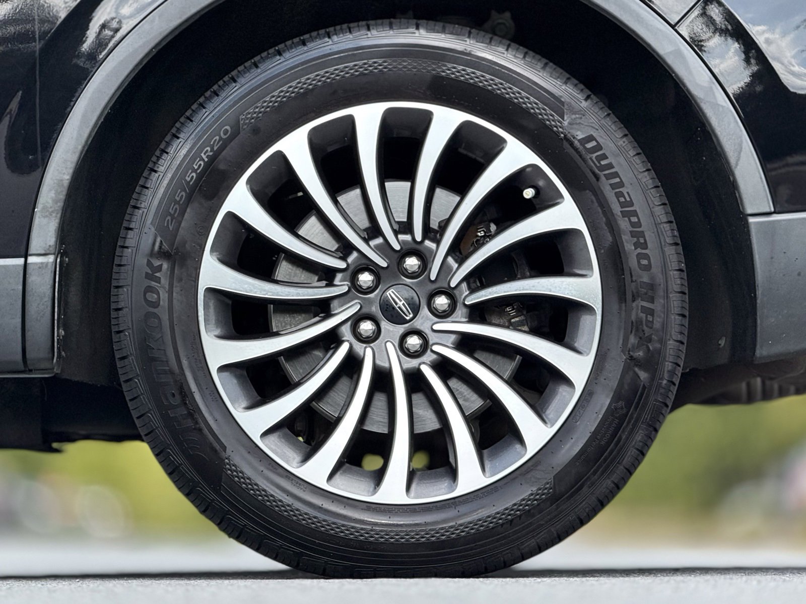 Used 2020 Lincoln Aviator Reserve w/ Elements Package Plus image 18