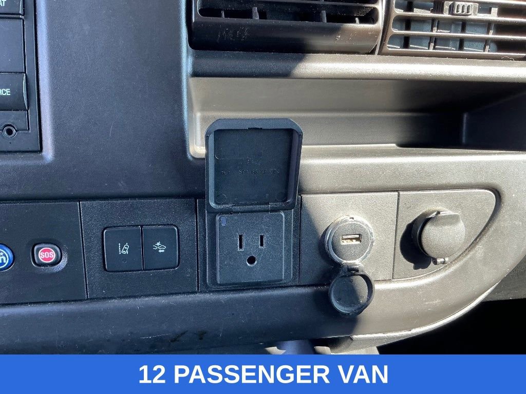 Used 2019 Chevrolet Express 3500 LT w/ LT Preferred Equipment Group image 23