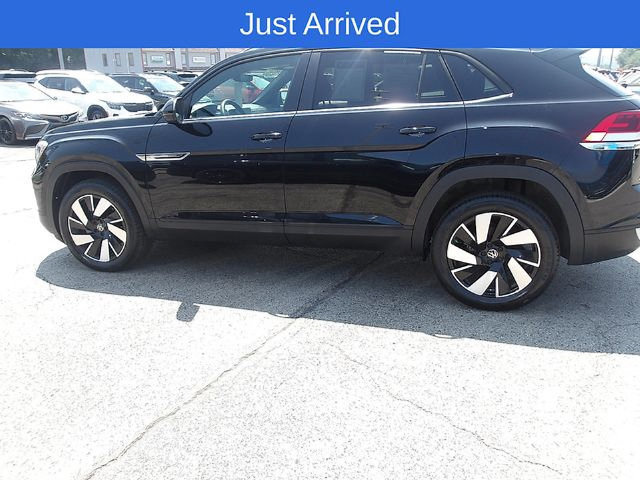 Used 2025 Volkswagen Atlas Cross Sport SE AWD/4WD image 4
