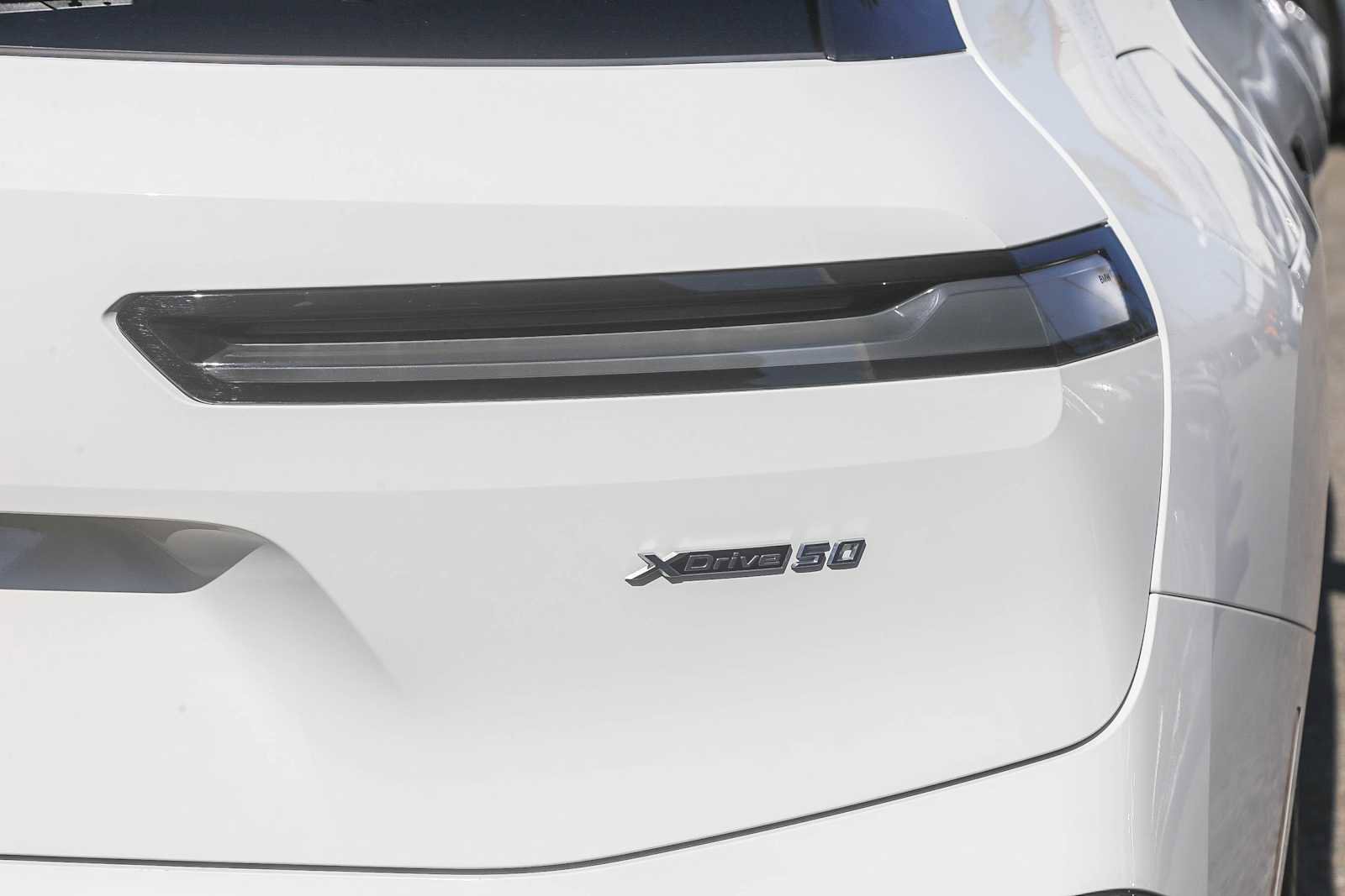 Certified 2025 BMW iX xDrive50 image 7