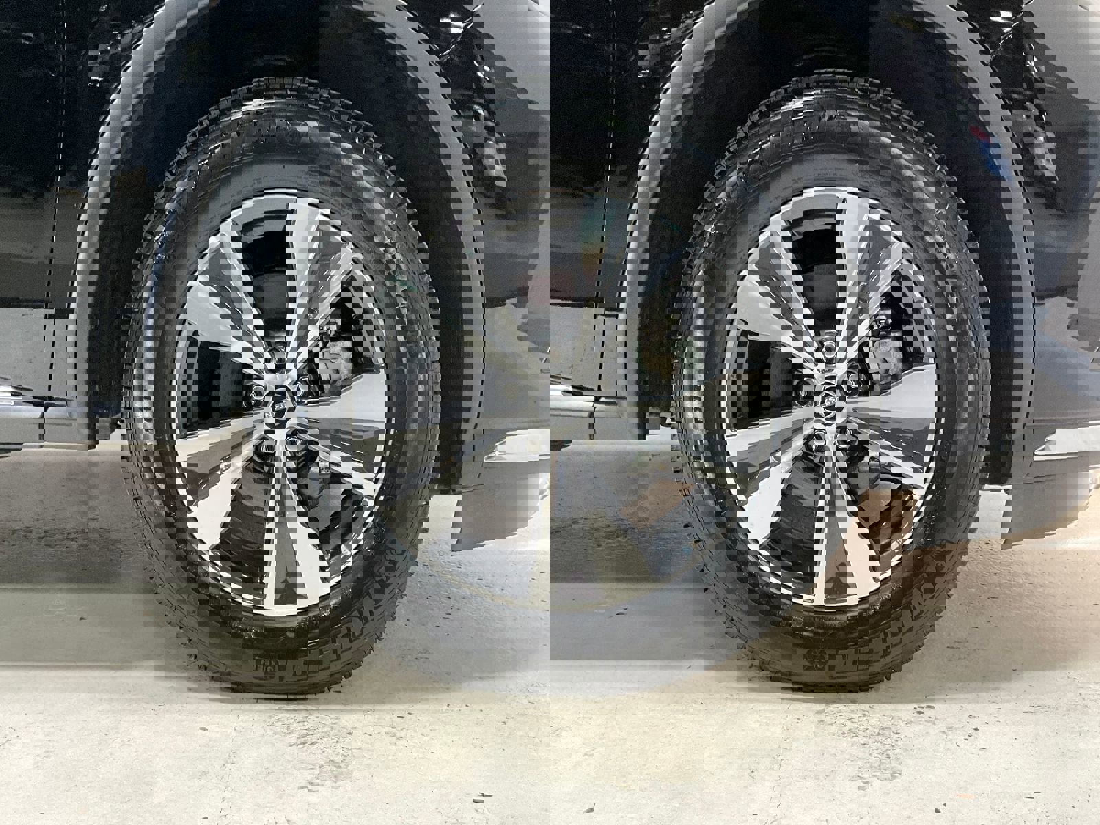 Used 2024 Nissan Murano SV image 11