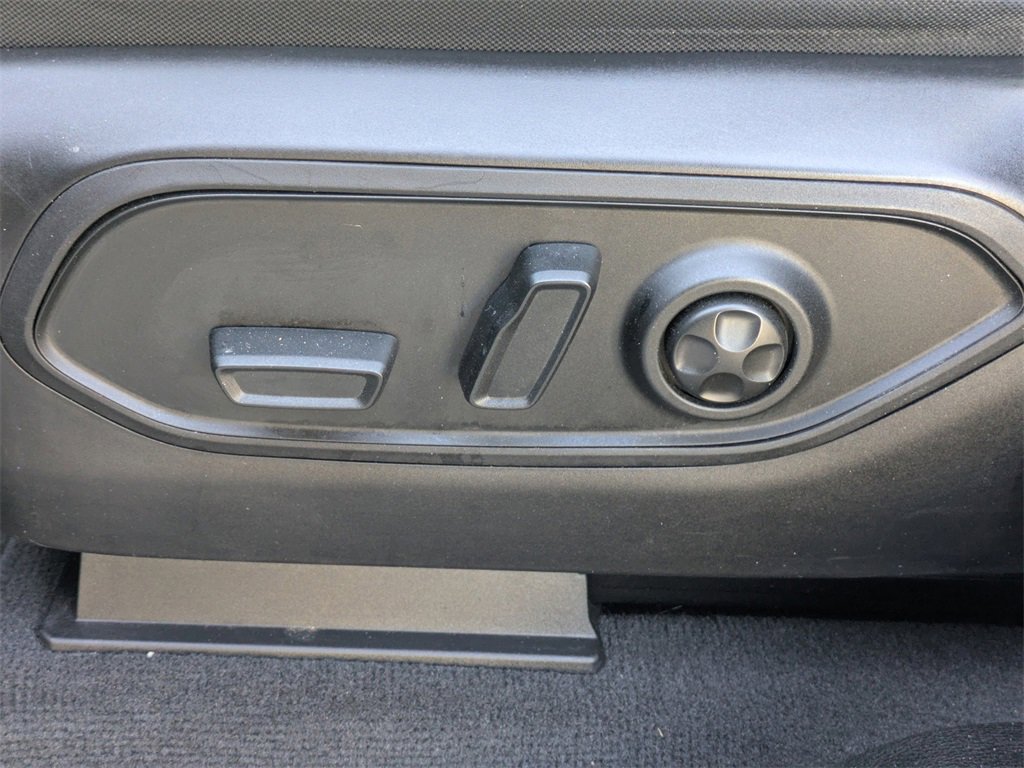 Used 2022 Jeep Grand Cherokee L Limited w/ Trailer Tow Group (B) image 21