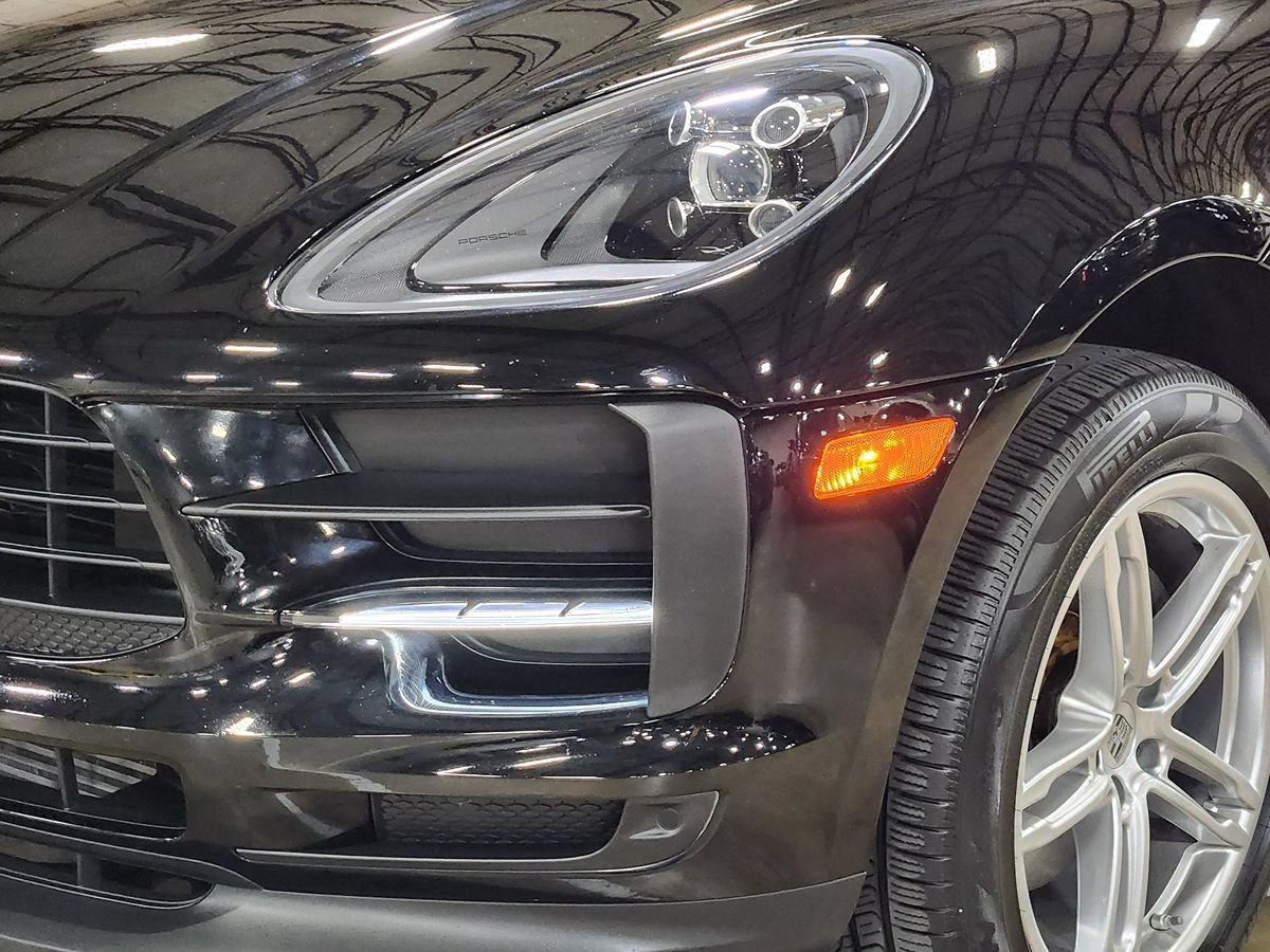 Used 2020 Porsche Macan AWD/4WD image 14