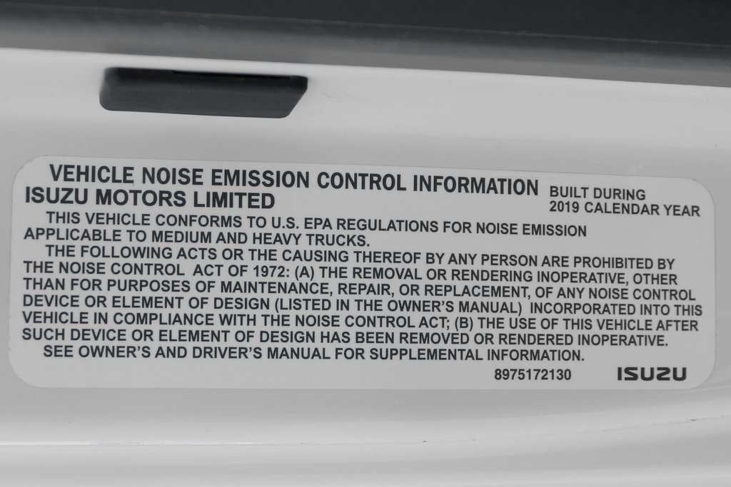 Used 2019 Isuzu NPR image 40