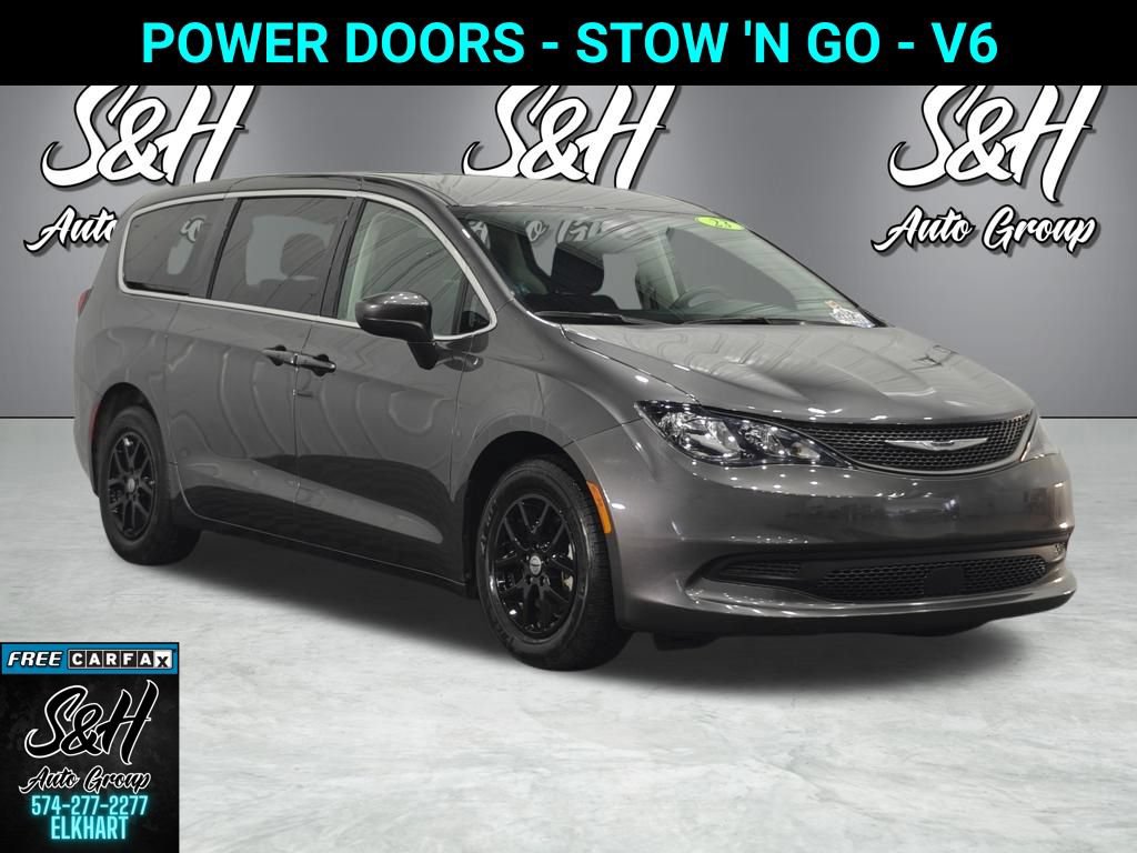 Used 2023 Chrysler Voyager LX FWD image 1