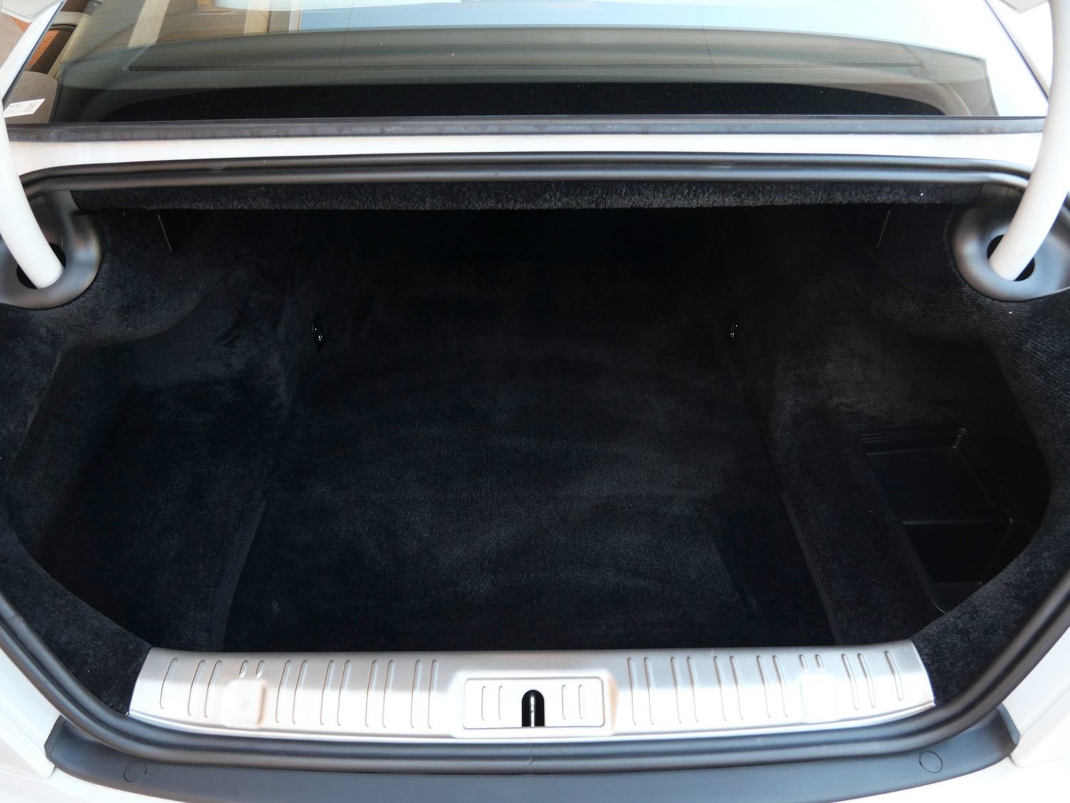 Used 2021 Rolls-Royce Wraith w/ Rolls-Royce Signature Package RWD image 31