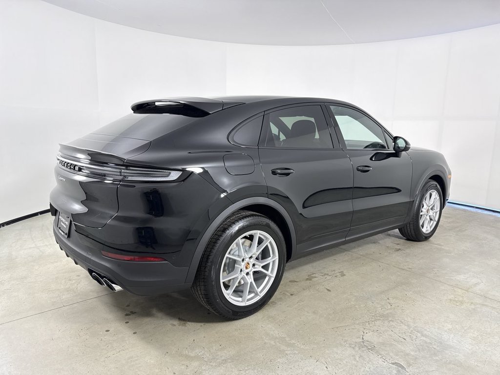 New 2026 Porsche Cayenne Coupe AWD/4WD image 7