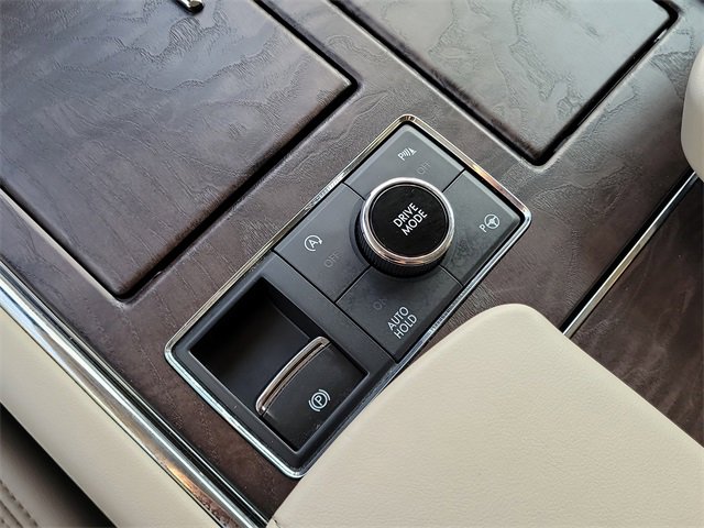 Used 2020 Lincoln Navigator Reserve w/ Luxury Package image 23