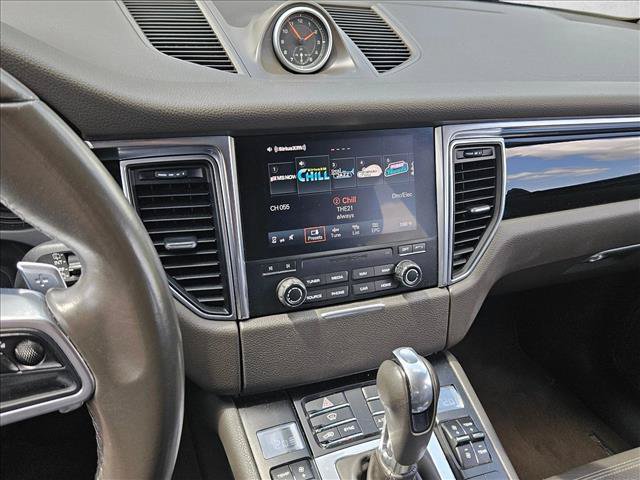 Used 2017 Porsche Macan AWD/4WD image 15