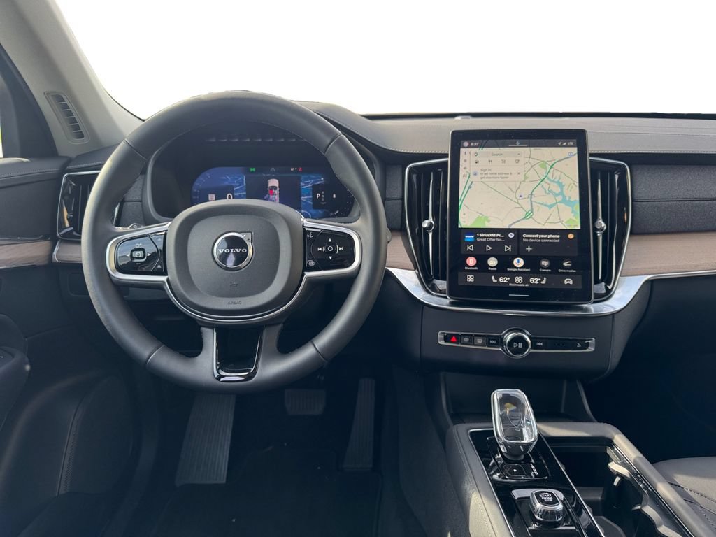 Certified 2025 Volvo XC90 B5 Core AWD/4WD image 26