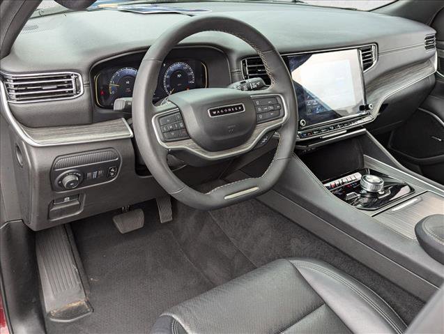 Used 2024 Jeep Wagoneer L Series II w/ Flexible Seating Group image 10