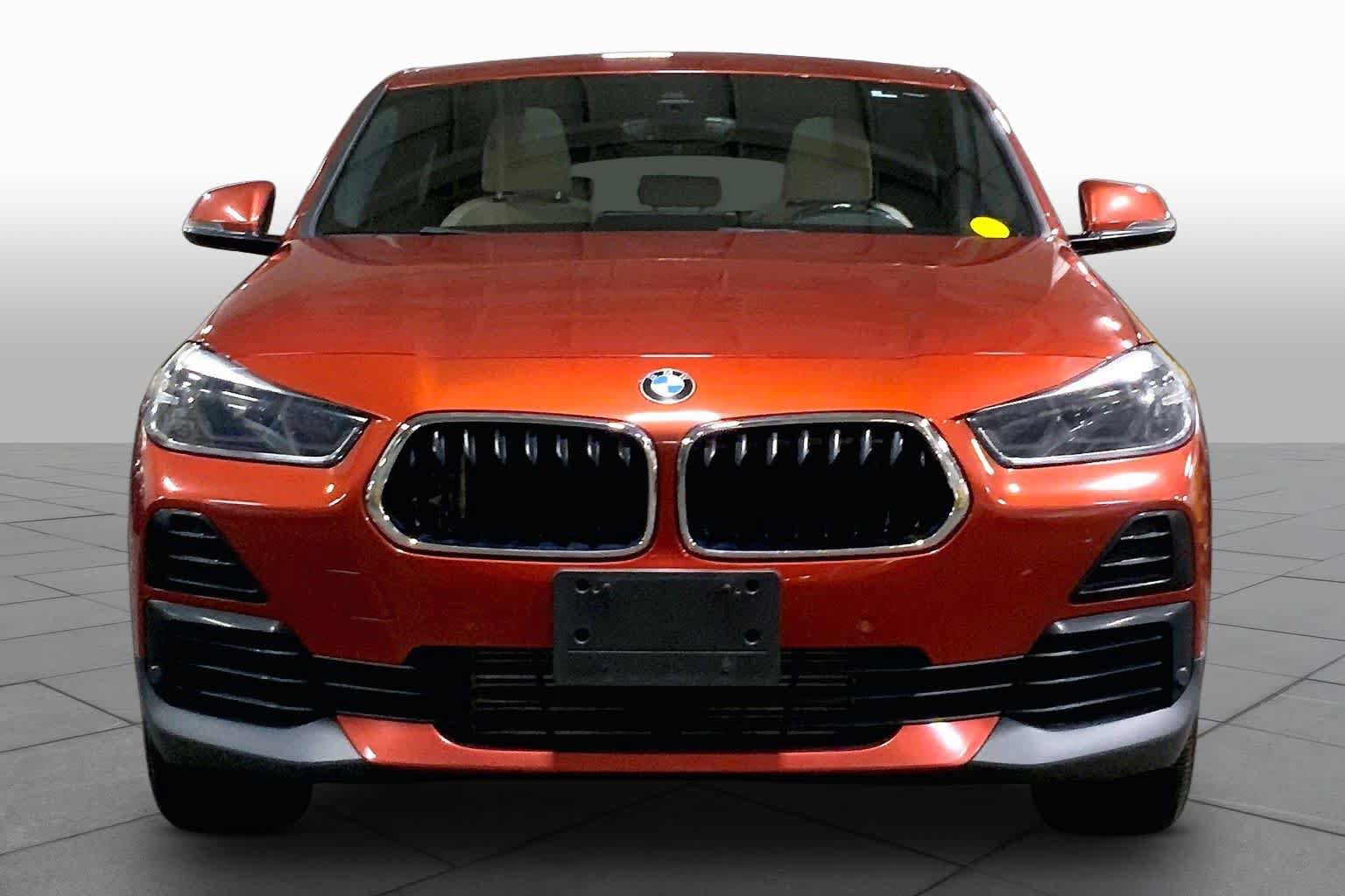 Used 2022 BMW X2 xDrive28i w/ Premium Package AWD/4WD image 4