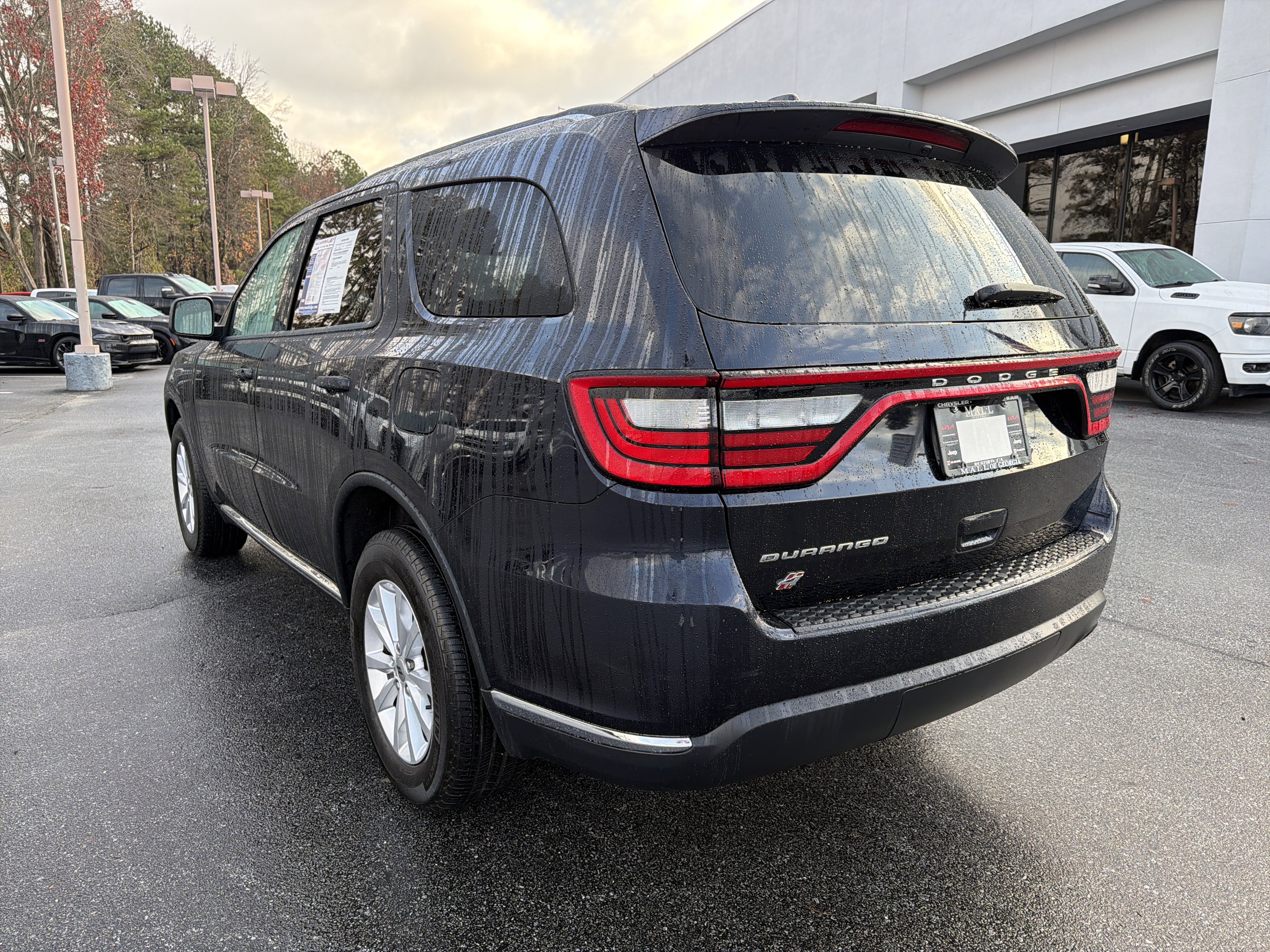 Used 2024 Dodge Durango SXT image 8