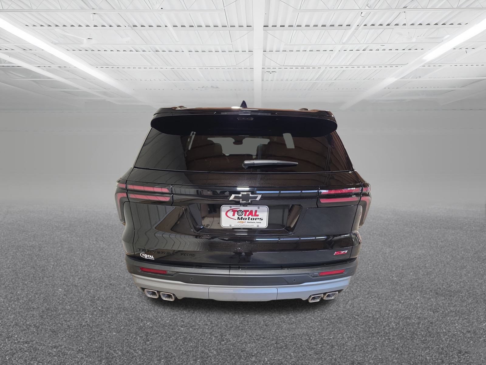 New 2026 Chevrolet Traverse Z71 w/ Enhanced Driving Package image 7