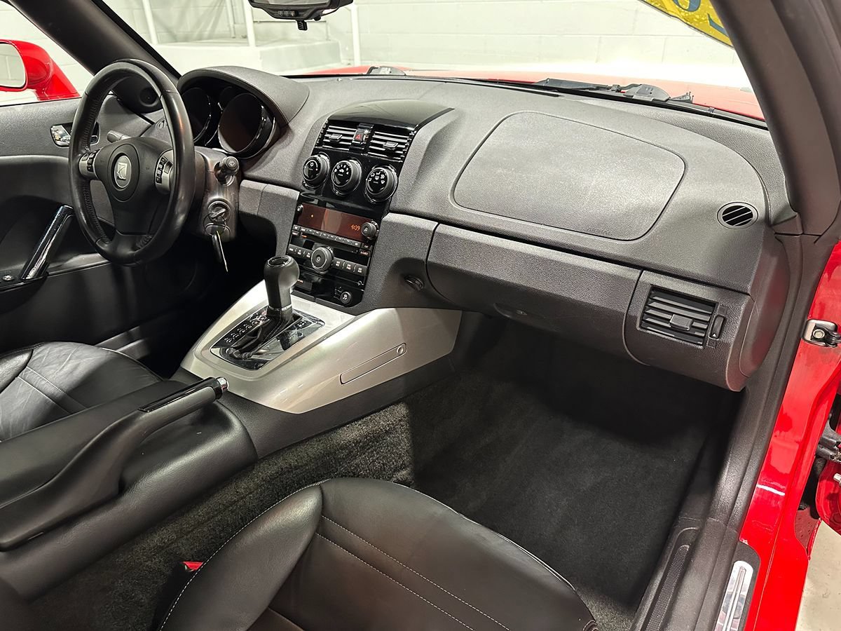 Used 2008 Saturn Sky Red Line RWD image 14