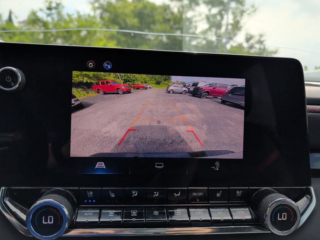 Used 2023 Chevrolet Colorado Z71 w/ Z71 Convenience Package 2 AWD/4WD image 18