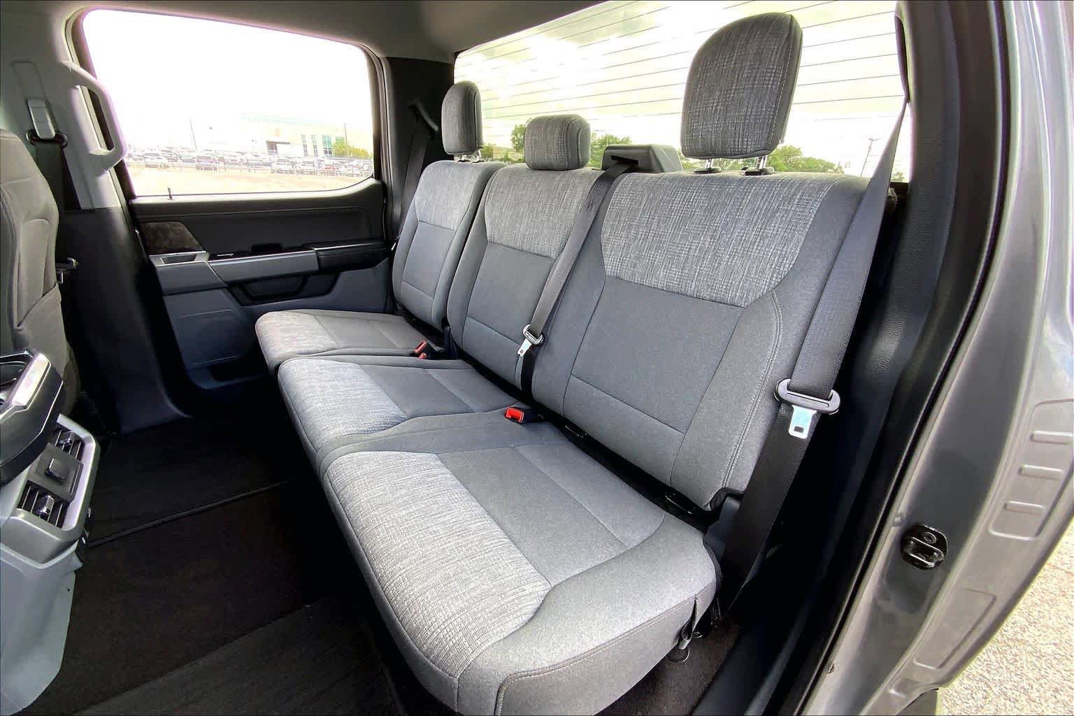 Used 2021 Ford F150 XLT w/ Equipment Group 302A High RWD image 20
