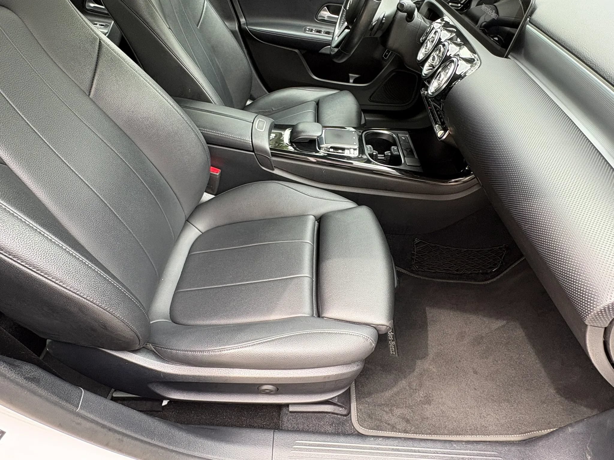 Used 2020 Mercedes-Benz A 220 image 10