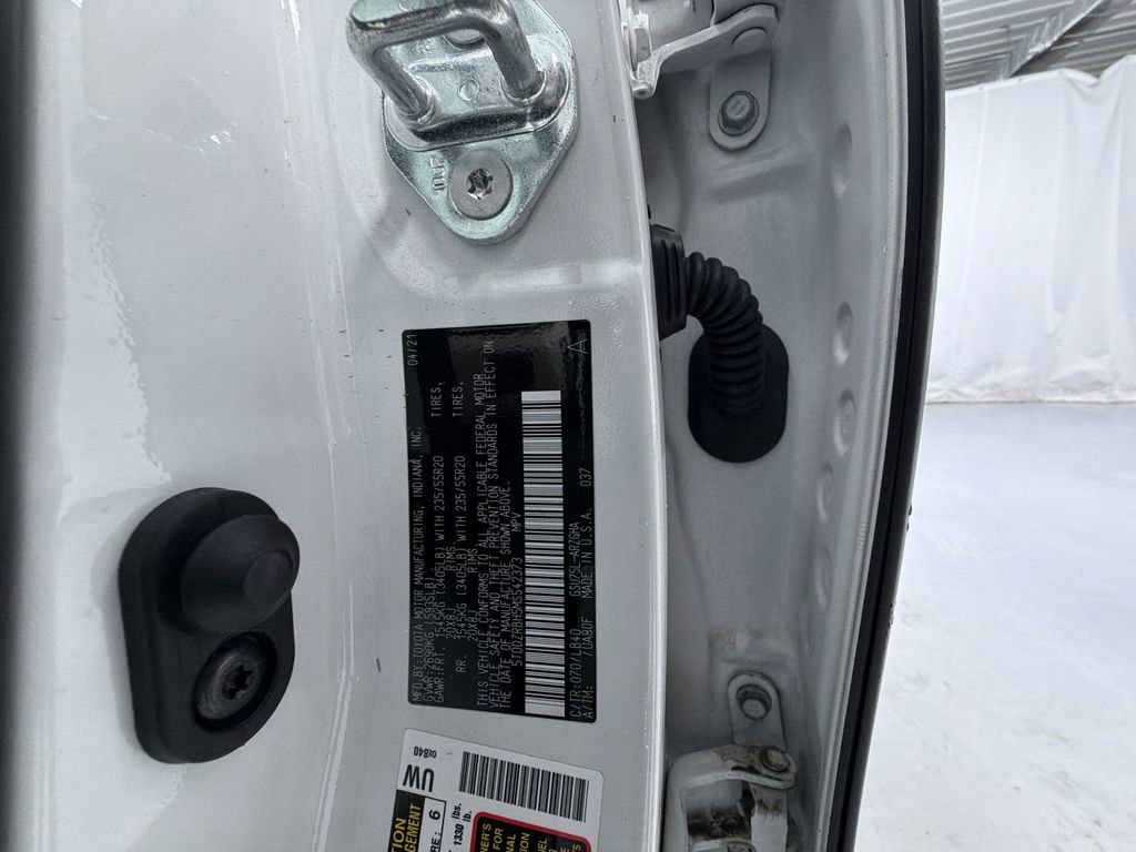 Used 2021 Toyota Highlander Limited image 28