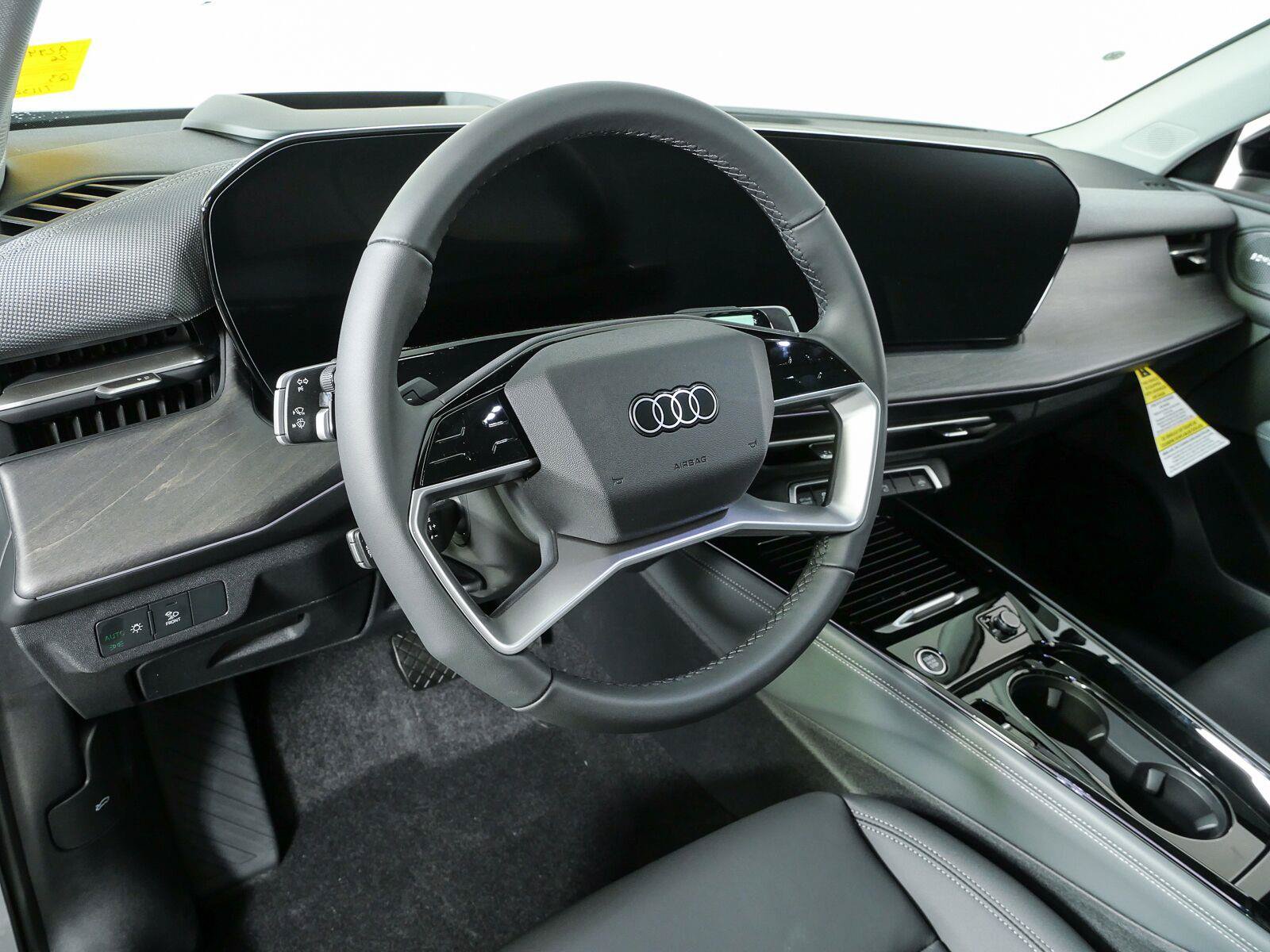 New 2026 Audi Q3 quattro 2.0T AWD/4WD image 4