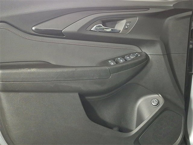 Used 2023 Chevrolet TrailBlazer RS w/ Sun and Liftgate Package image 14